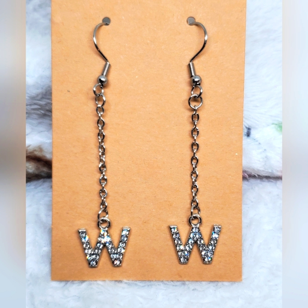7/$10 W Initial Earrings, New